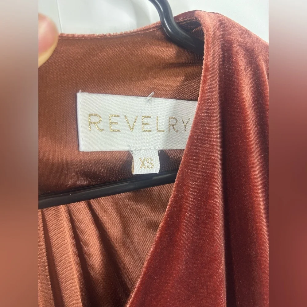 NWOT Revelry Reese Velvet Belted Ruffle‎ Sleeve Dress Terracotta Orange Brown XS
